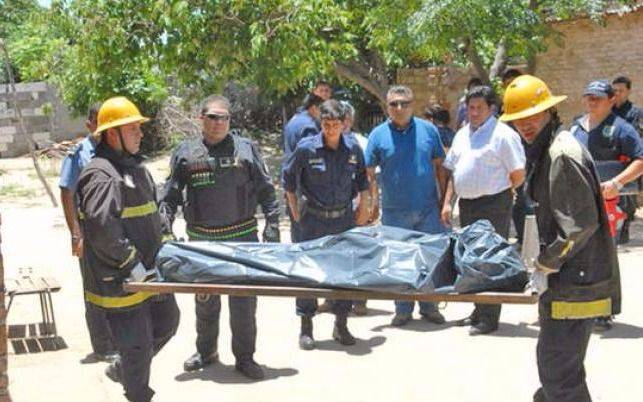 Asesinó a hachazos a su madre y un hermano cuando descubrieron que abusaba de su sobrina