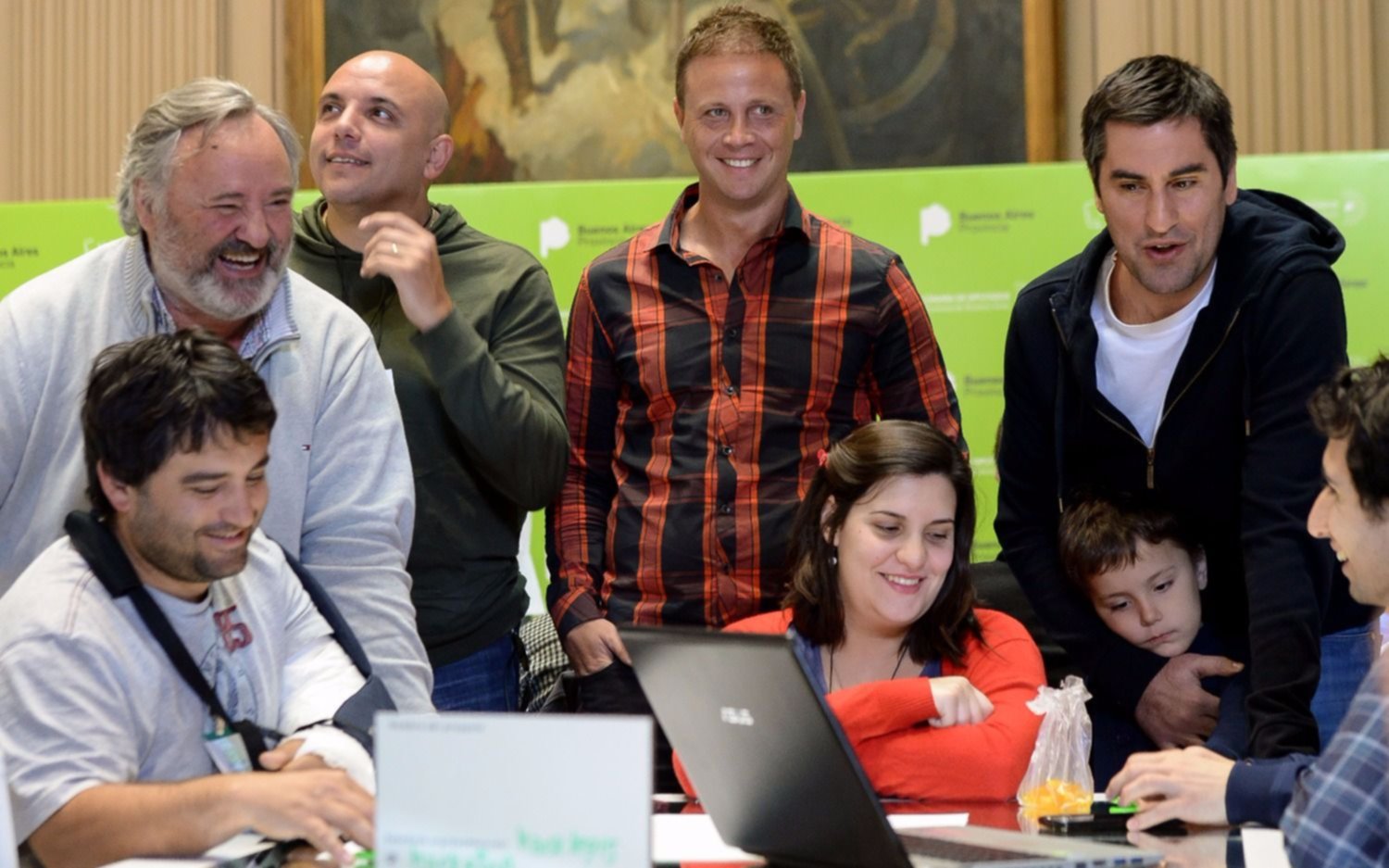 Con maratón de ideas y participación ciudadana se realizó el Hackaton Legislativo