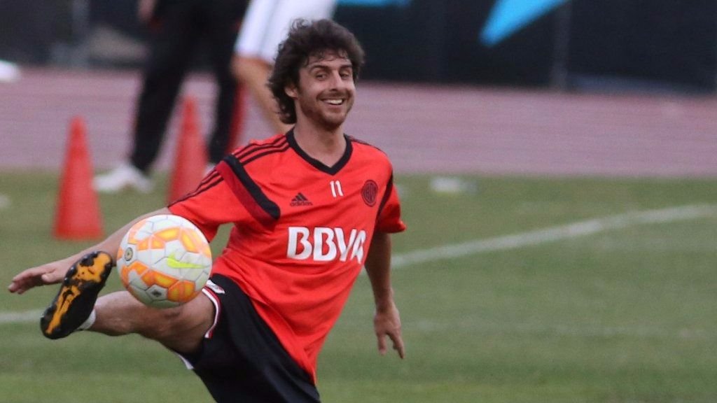 ¿Es Aimar?: el ex jugador de River tendrá su estatua aunque no se parezca demasiado