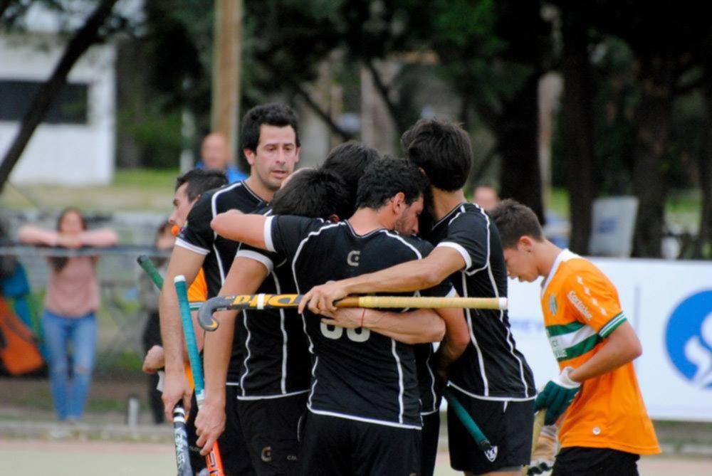 Se abrazó a Primera
