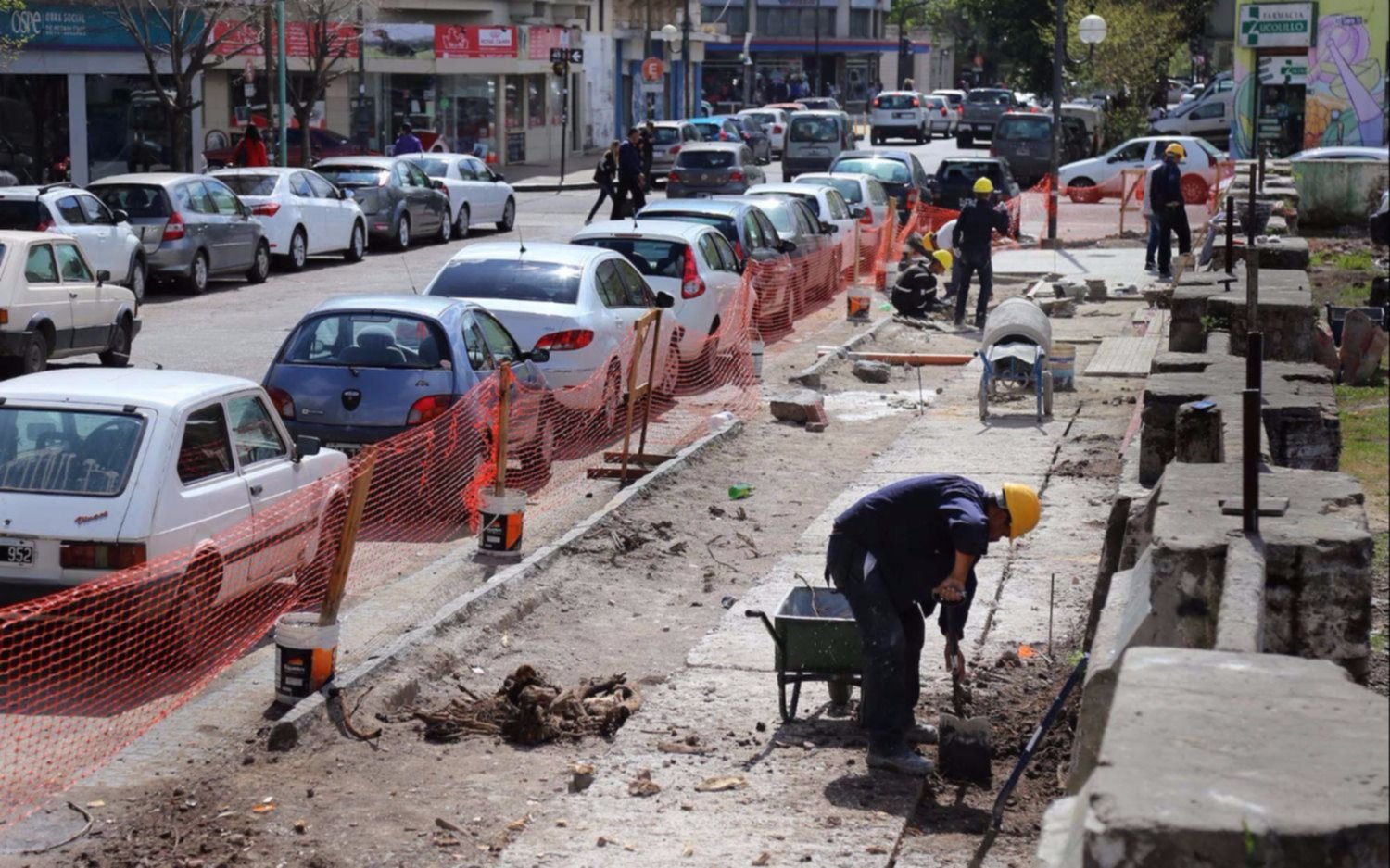 Avanzan las obras en las inmediaciones del ex mercado 