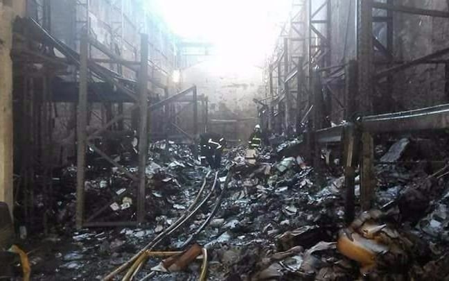 Lo que dejó el incendio en el Outlet de Quilmes