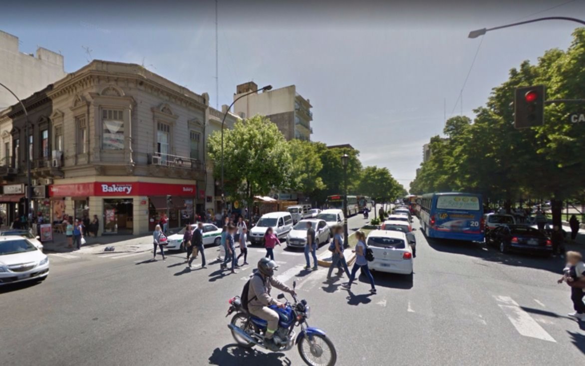 Dos menores demorados tras raid delictivo en el Centro