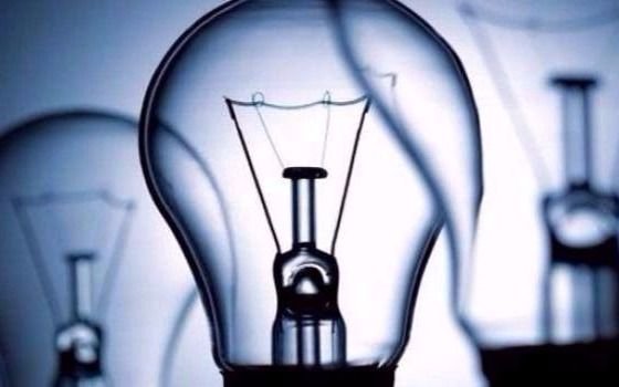 Dan a los clubes una tarifa especial de luz para ahorrar 30% promedio