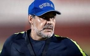 "Seguimos manteniendo el respeto del mundo", dijo Maradona por redes sociales