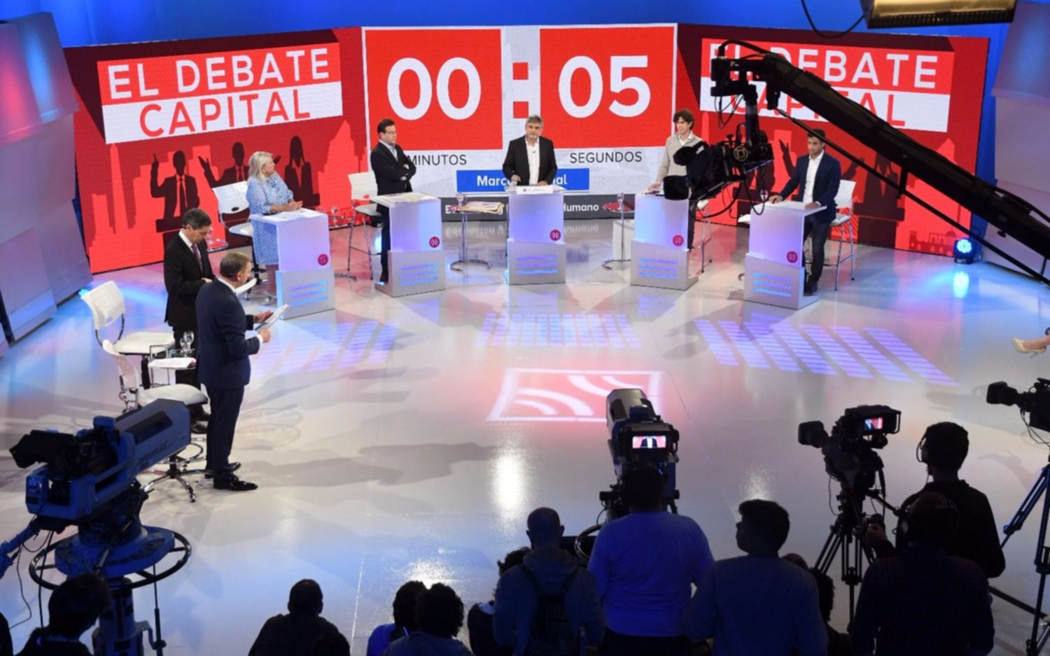 Se desarrolló el debate entre Carrió, Filmus, Lousteau, Tombolini y Ramal
