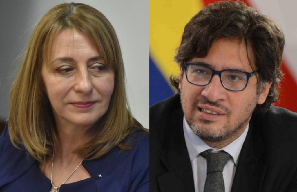 El oficialismo pidió la renuncia de Gils Carbó