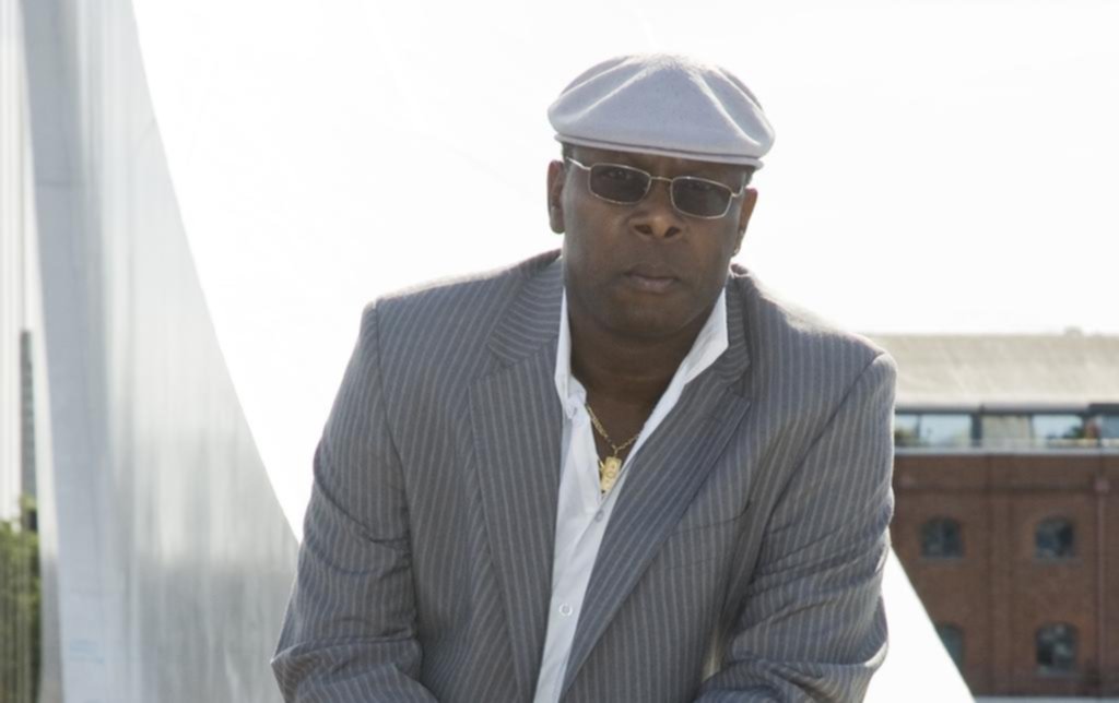 El hijo del mítico artista cubano Ibrahim Ferrer llega a la Ciudad con su homenaje al padre