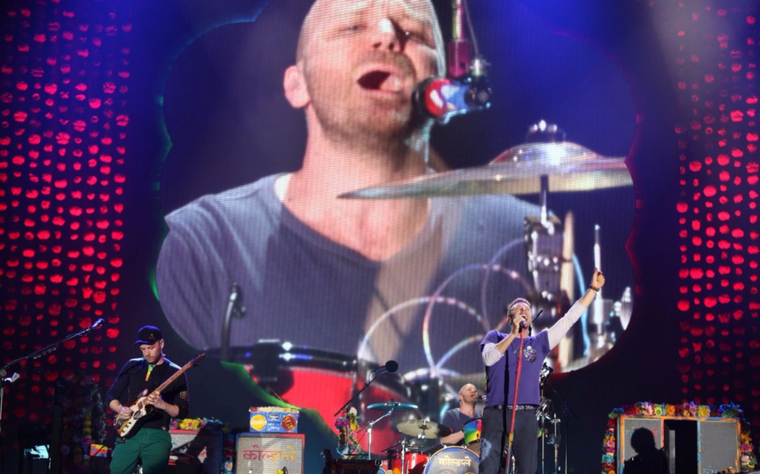 Por "arreglos" en el escenario, salen a la venta nuevas entradas para Coldplay