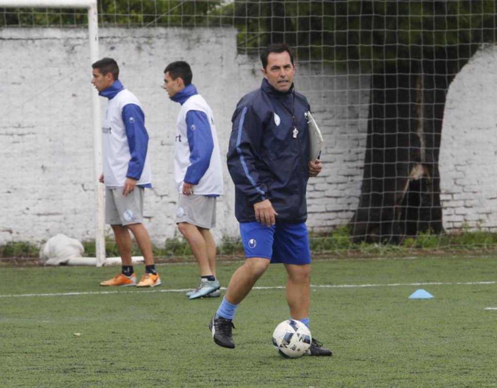 Final de ciclo para Besada y Jorge Vivaldo es el nuevo DT
