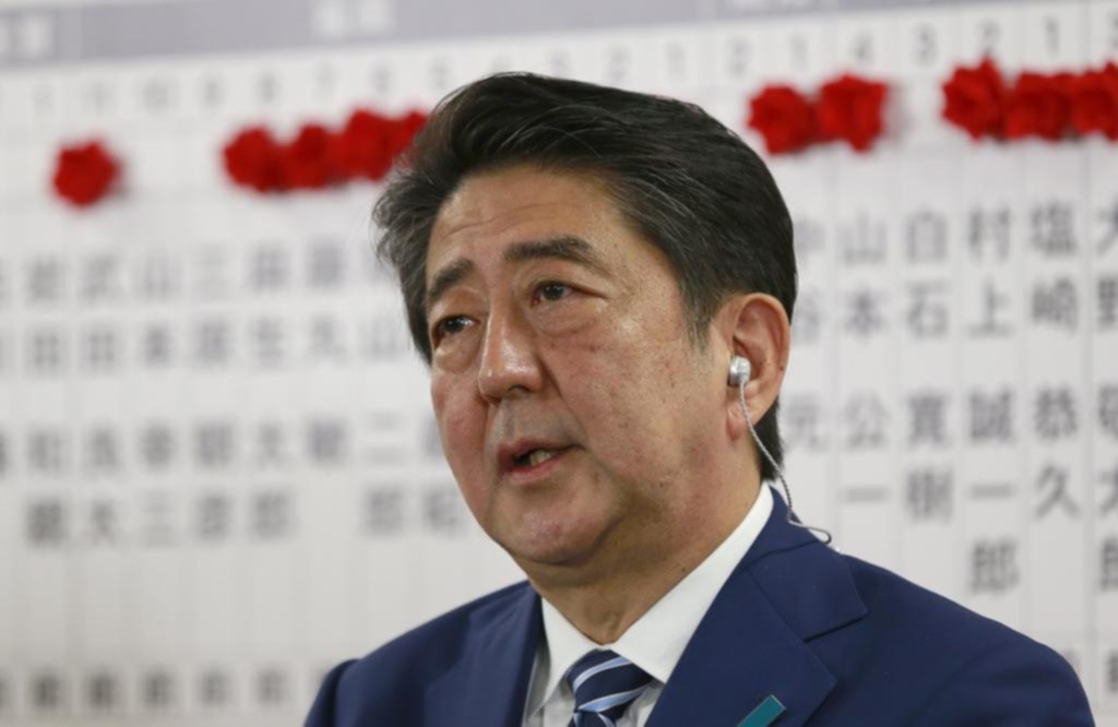 El oficialismo ganó y buscará reformar la Constitución pacifista en Japón