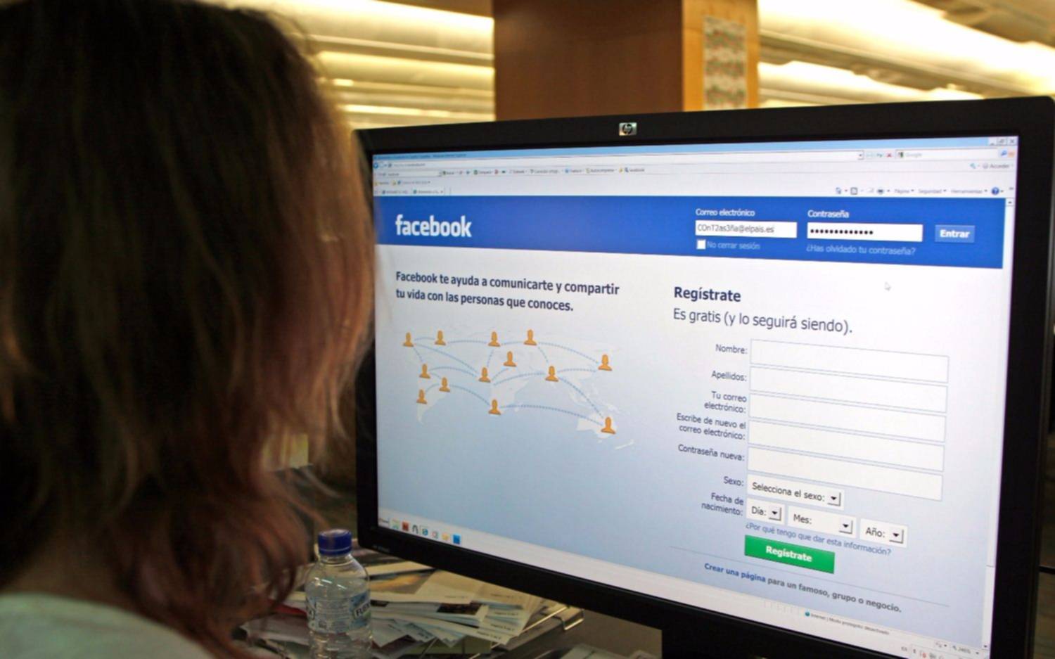 Lanzan una campaña para concientizar sobre los peligros del mal uso de las redes sociales