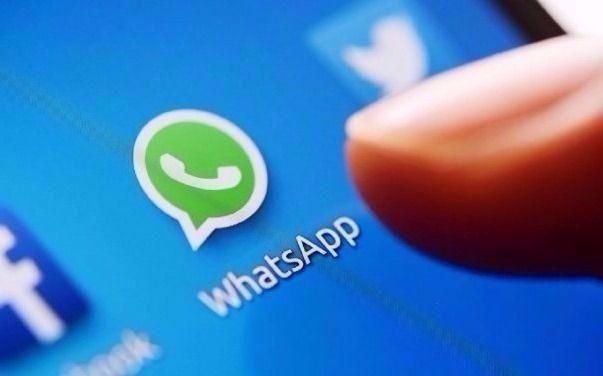 Conectate con EL DIA a través de WhatsApp