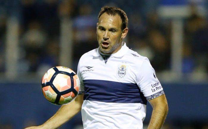 El ex Gimnasia Mauro Matos debutaría el domingo en Chacarita