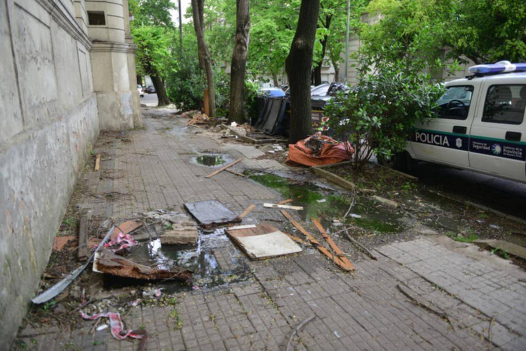 En torno al Ministerio de Seguridad el paisaje es sinónimo de abandono