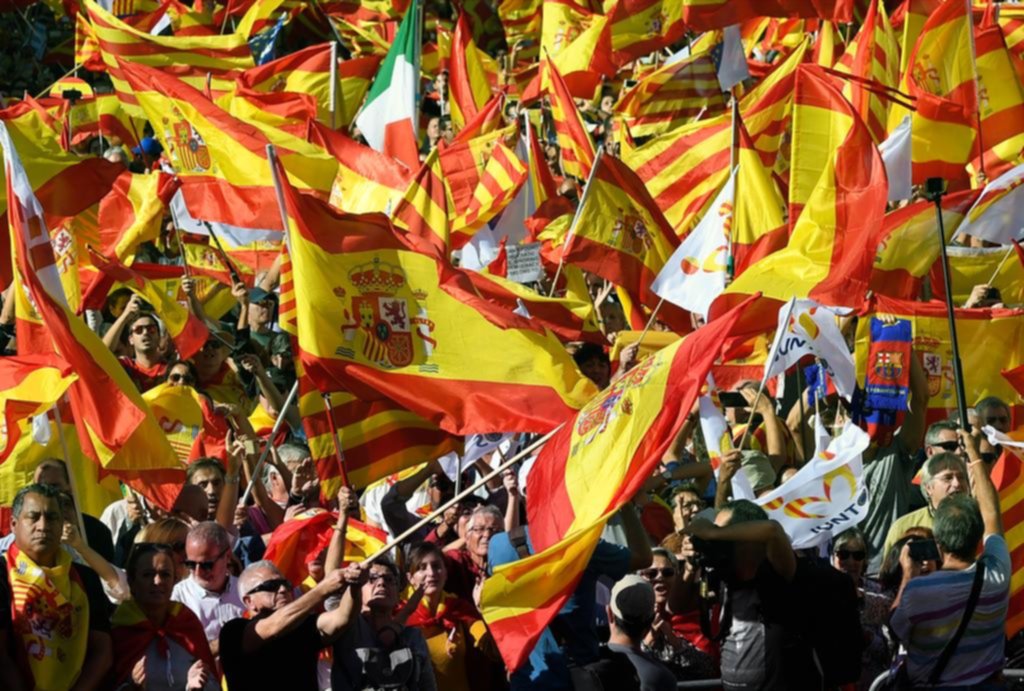 Masiva marcha en Barcelona a favor de la unidad española