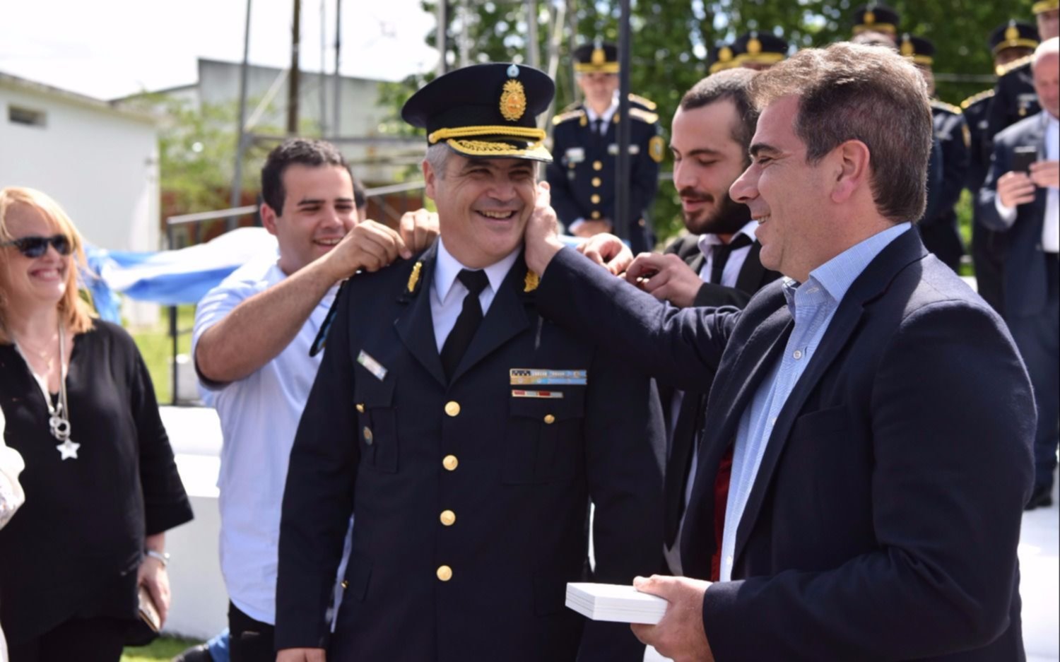 Ritondo puso en funciones de manera formal al jefe y al subjefe de Policía