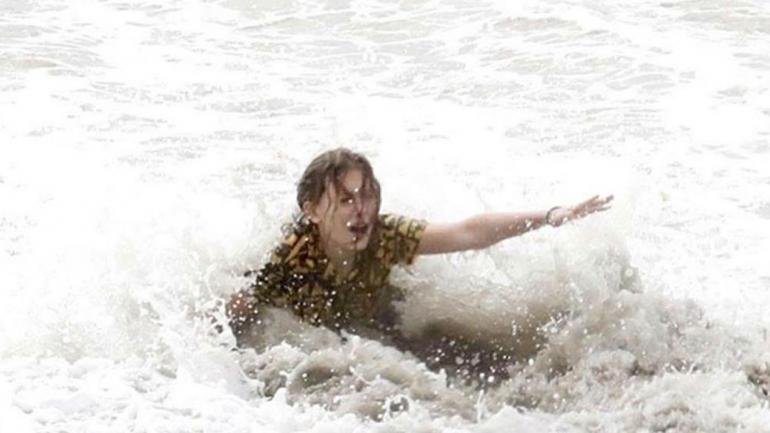 Cosas raras: ¿qué hace Eleven en la playa?