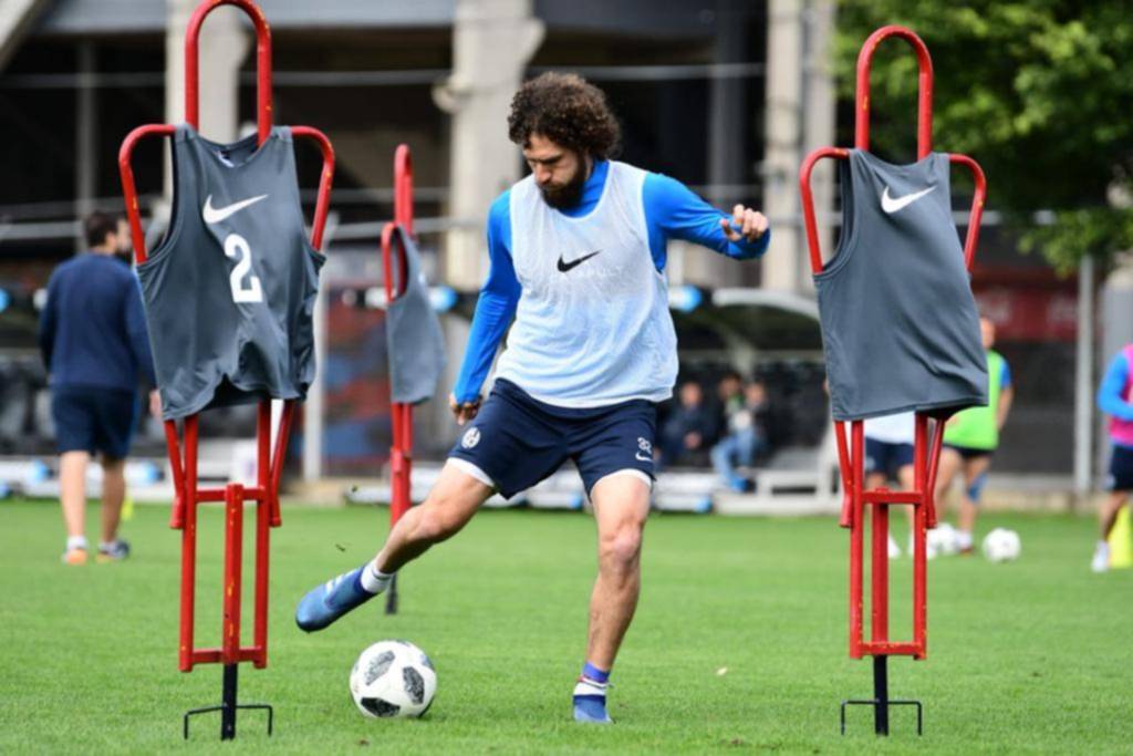 El Cuervo se entrenó con la mente en Estudiantes