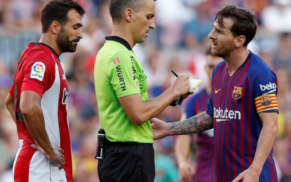 Messi tuvo un día de furia: amonestado y crítico con su propio equipo
