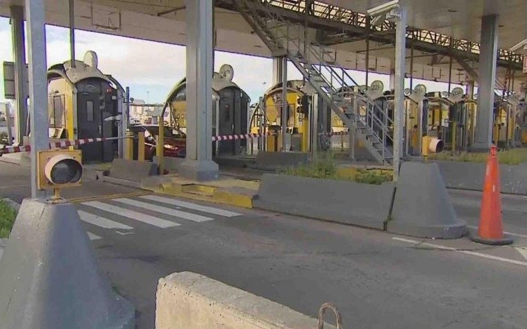 El abogado del prefecto dijo que el arma se accionó "en un forcejeo"