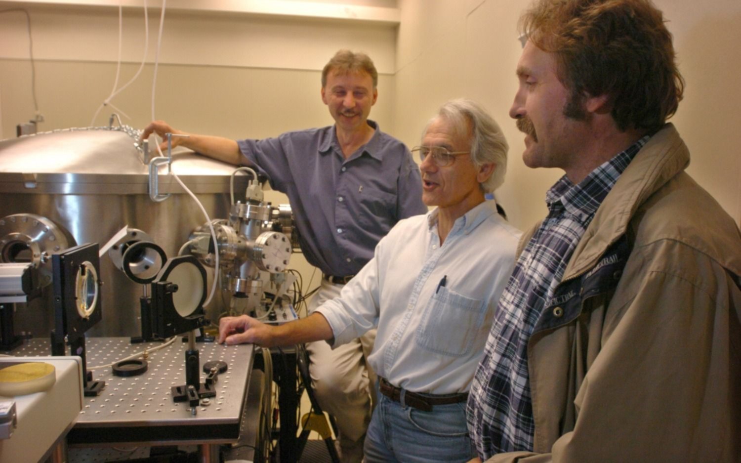 El Nobel de Física, para investigadores que trabajaron sobre el uso del láser