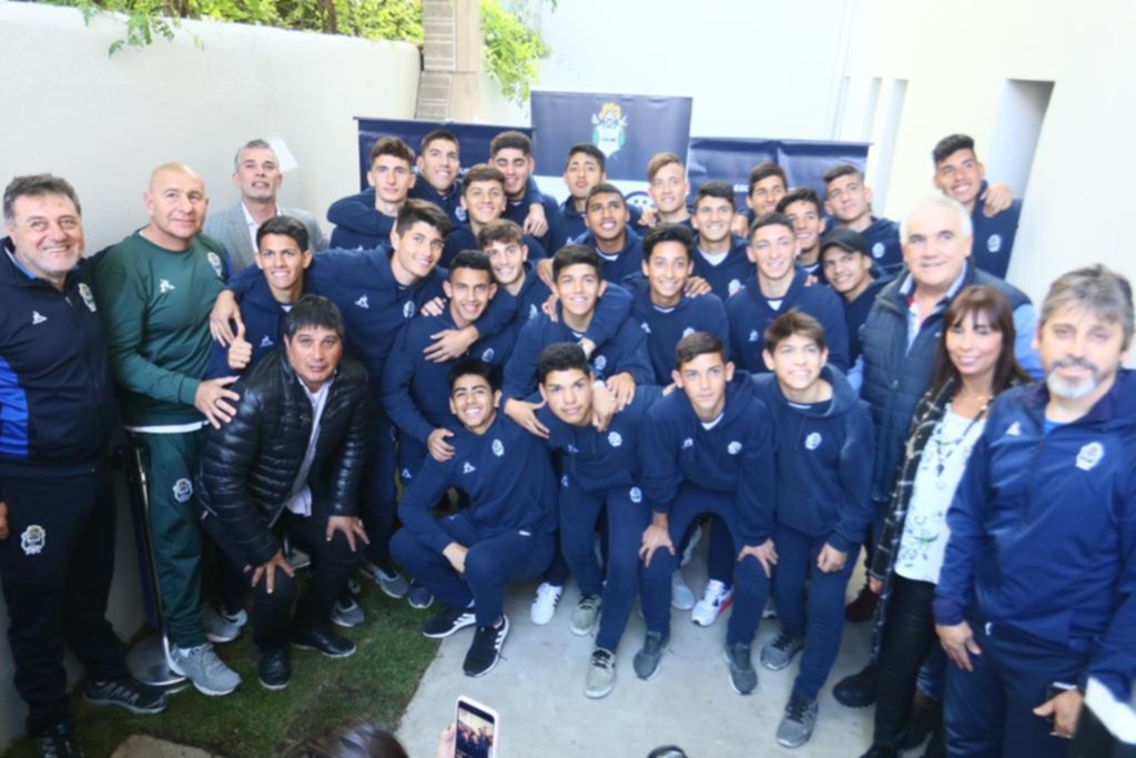 Emotiva inauguración de la nueva Casa de Lobos en calle 4