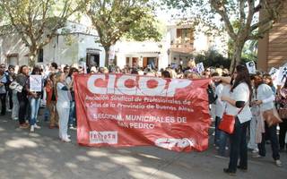 Marcha federal a favor salud pública y paro por 48 horas