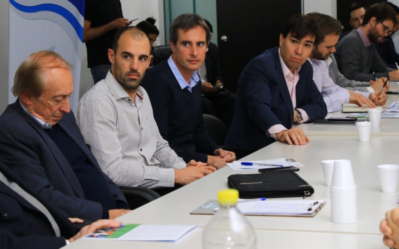 Tizado se reunió con cámaras empresarias de CGERA