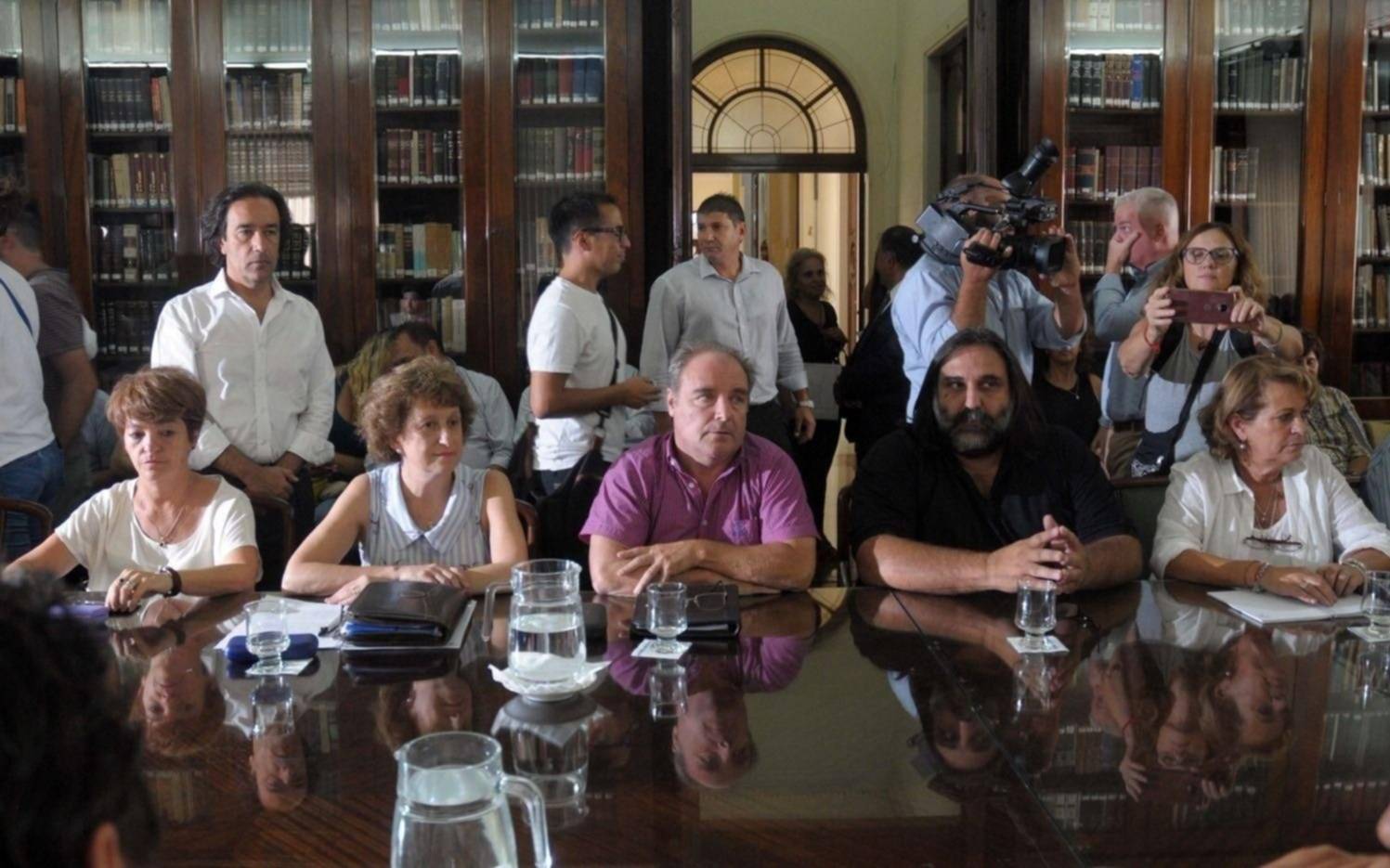 Paritaria docente: los gremios rechazan el decreto que confirma un aumento del 19%