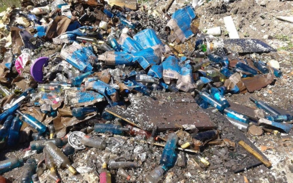 Denuncian que una empresa por genera un basural
