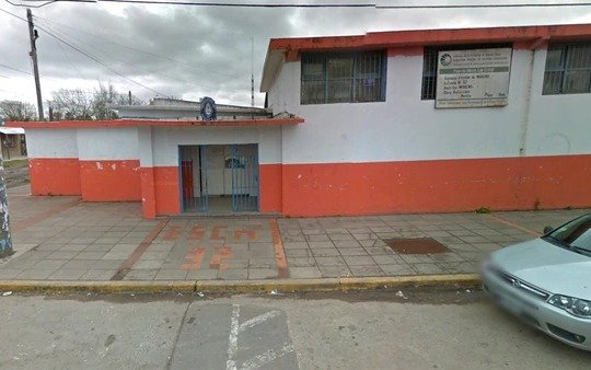 Hieren a una preceptora en un intento de asalto en una escuela de Moreno