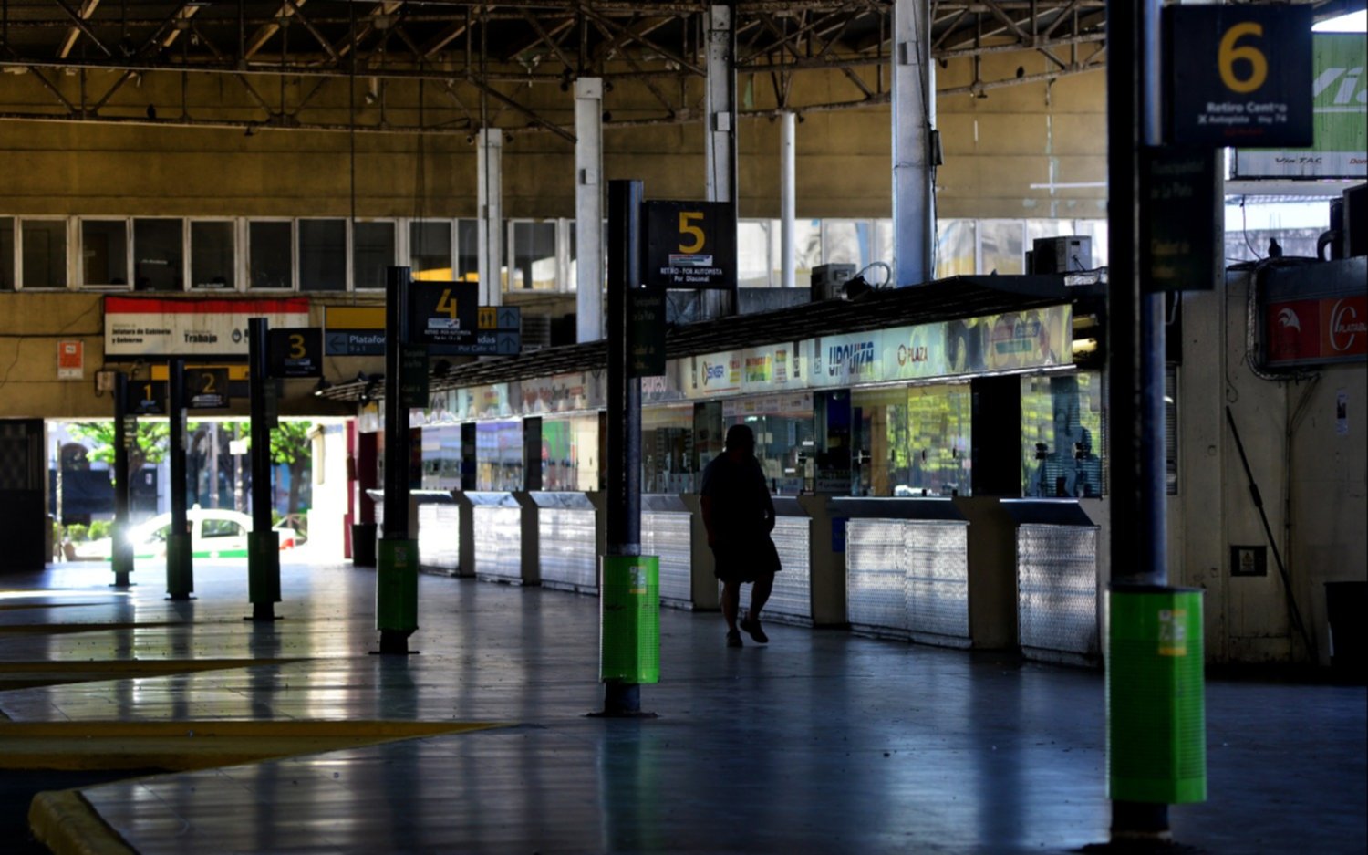 La UTA anunció un paro en en el interior para micros de larga distancia