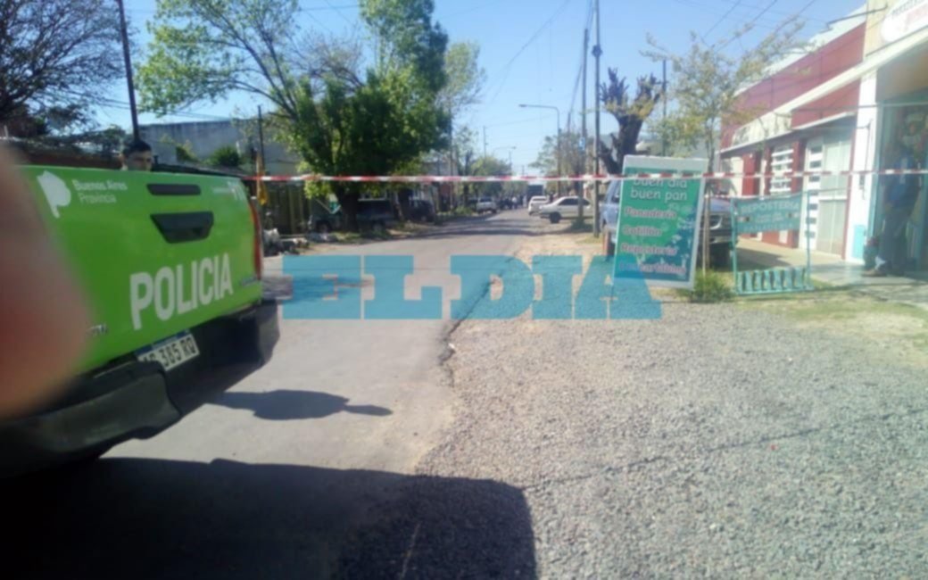 Crimen en San Carlos: Investigan si un hombre fue asfixiado con una bolsa por el ex de su novia 