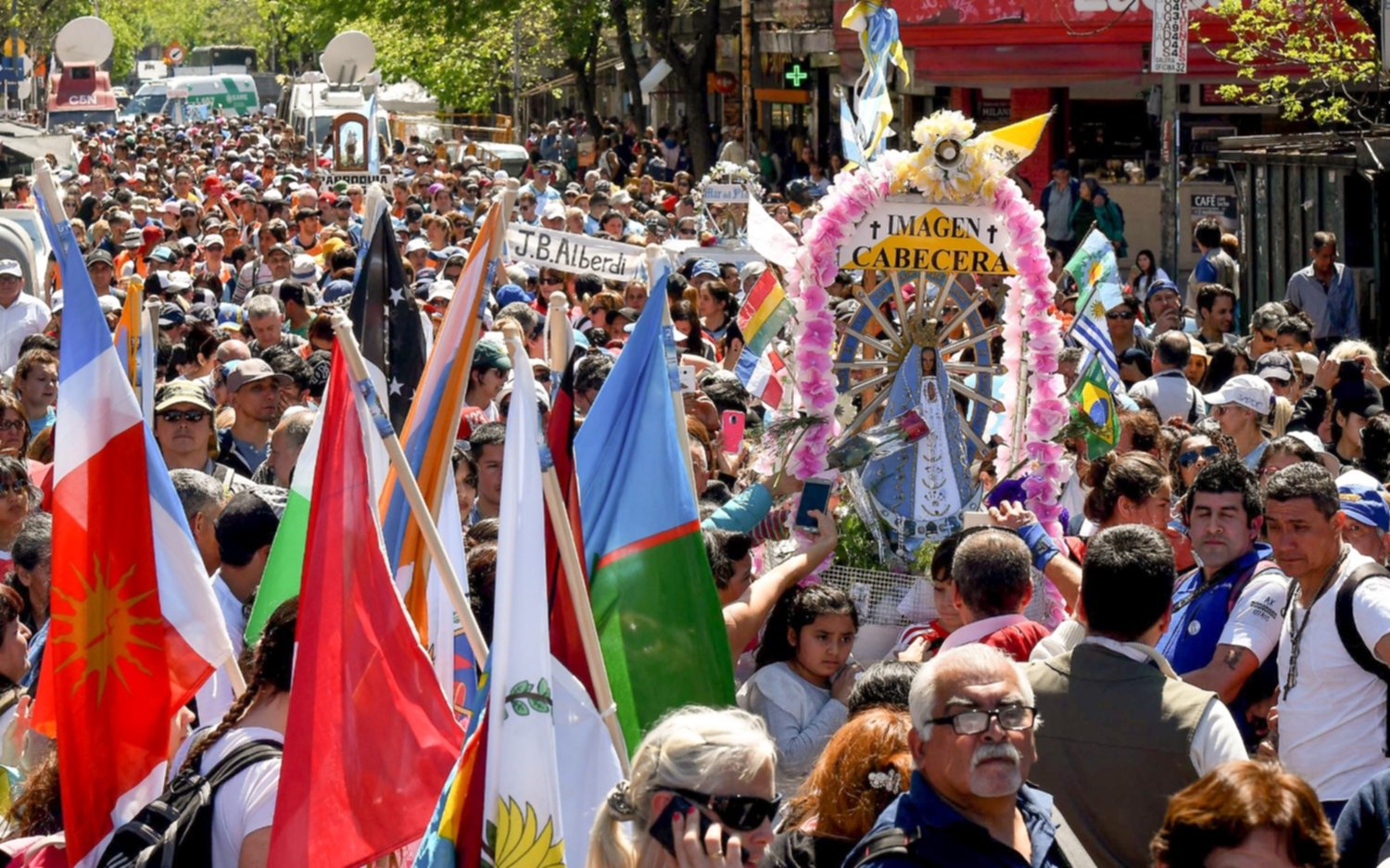 Tras masiva caminata a Luján, Poli convocó a la unidad de los argentinos