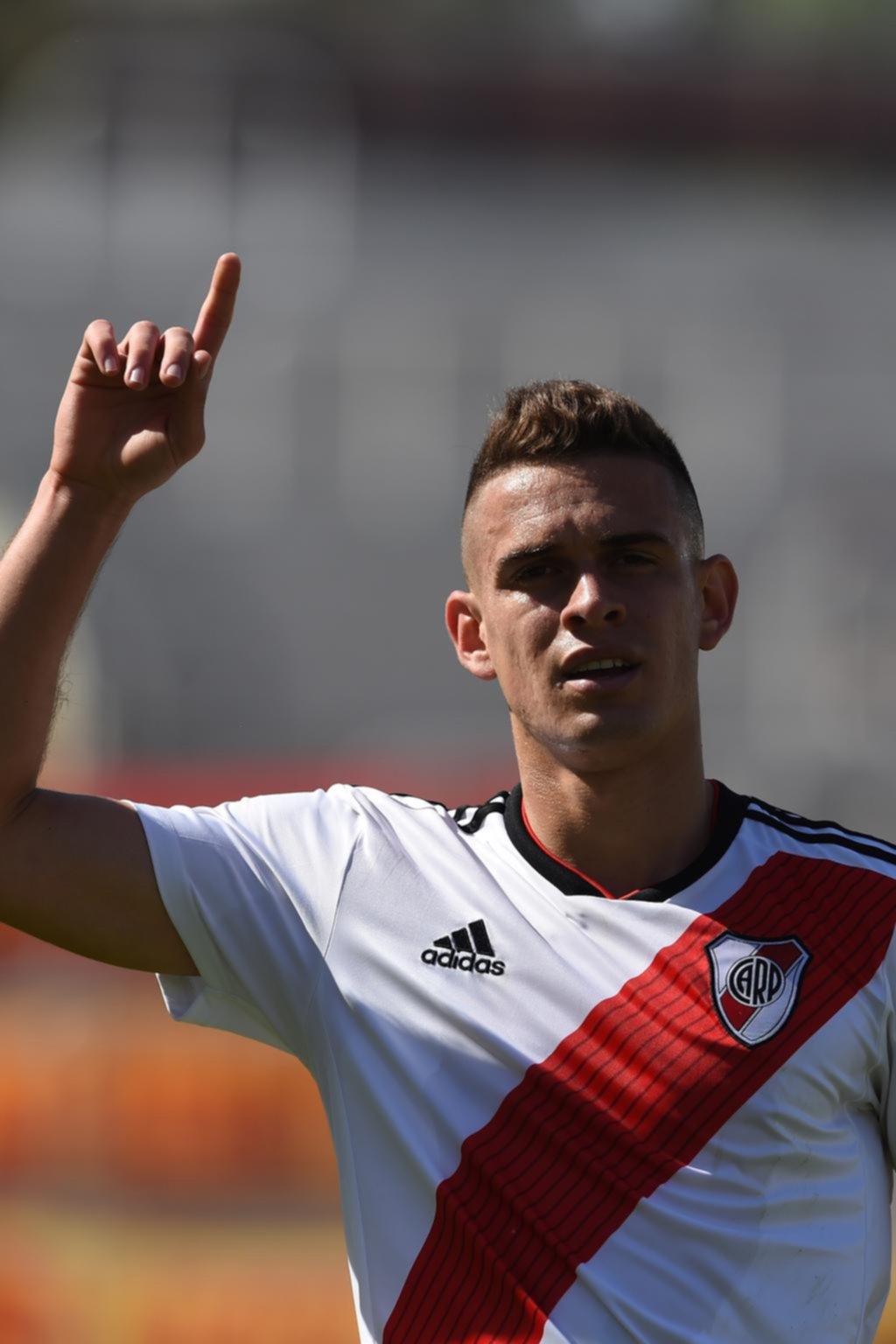 A media máquina, River ganó 3-1 en Mendoza y es el primer semifinalista