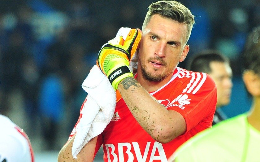 Franco Armani: "Me han pedido fotos hasta los hinchas de Boca"