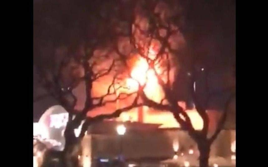 Quince personas debieron ser asistidas al incendiarse Kansas