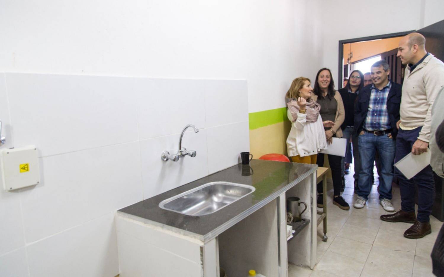 Renuevan cocinas de escuelas  