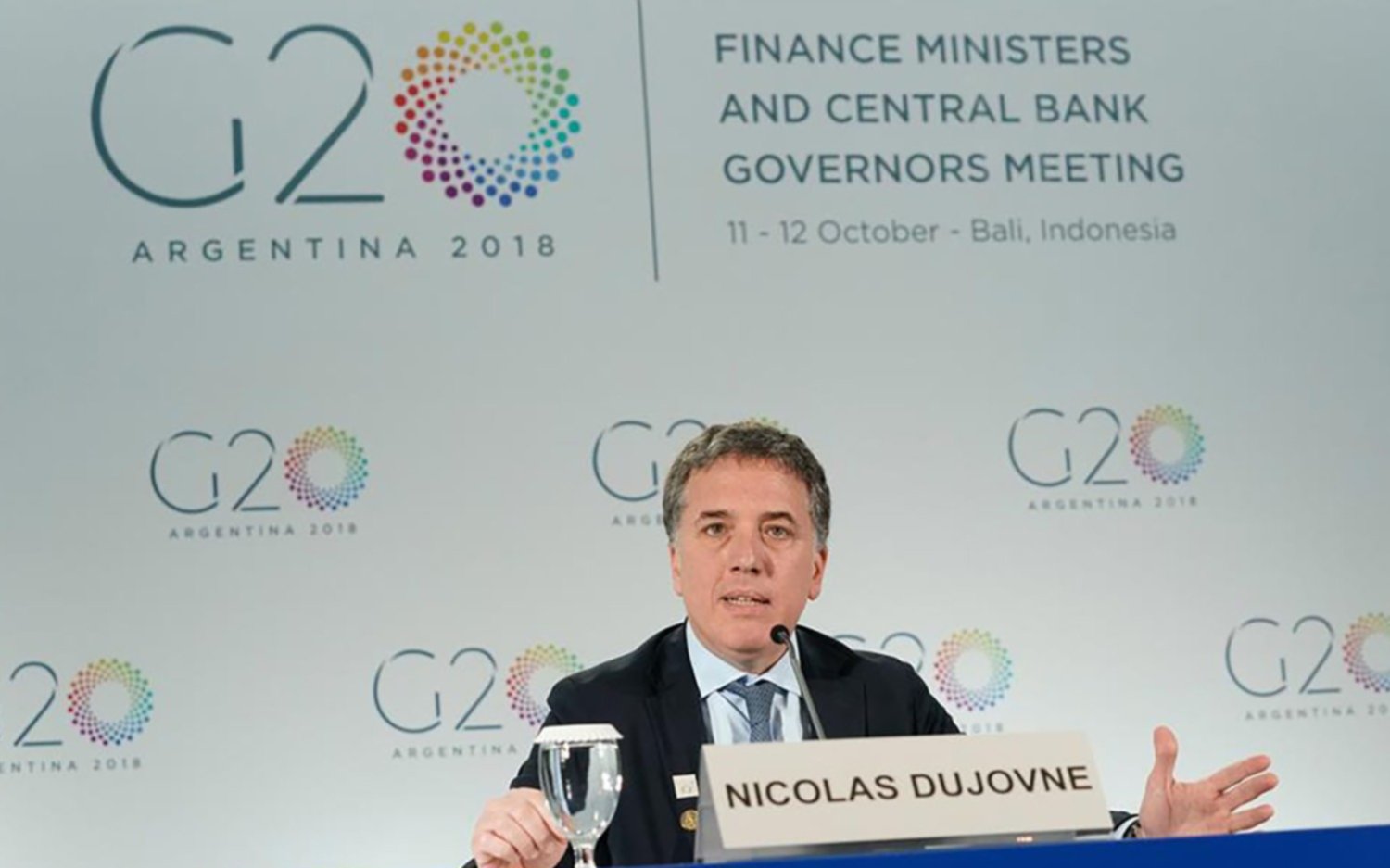 Dujovne reclamó que el G20 condene al gobierno venezolano por "crímenes contra la humanidad"