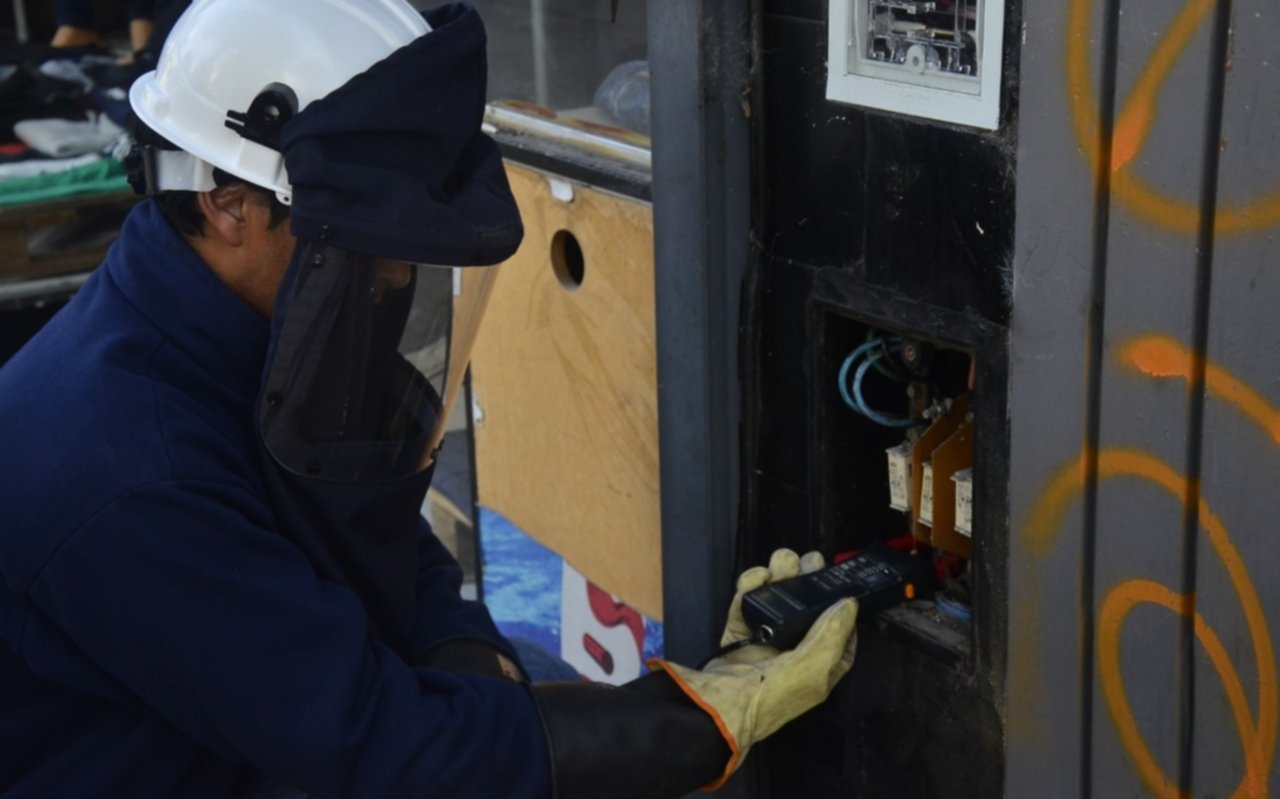 Detectan conexiones clandestinas de luz en varios comercios de la Región