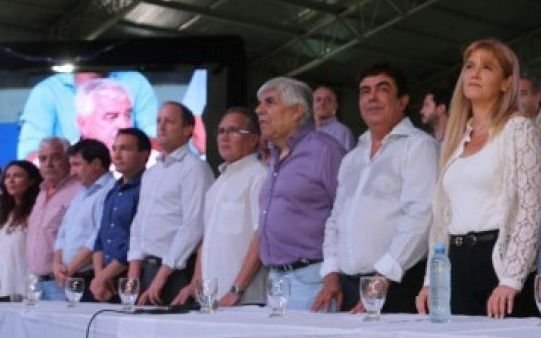 Moyano marchará con intendentes peronistas a Luján
