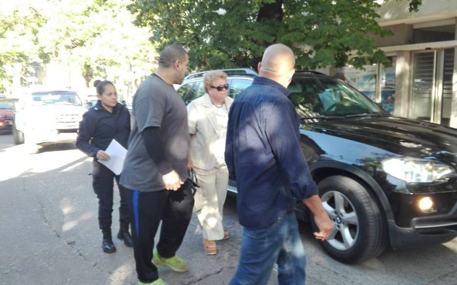 Detuvieron a la mamá de Balcedo: secuestran autos de alta gama y siguen los allanamientos en La Plata y Villa Elisa