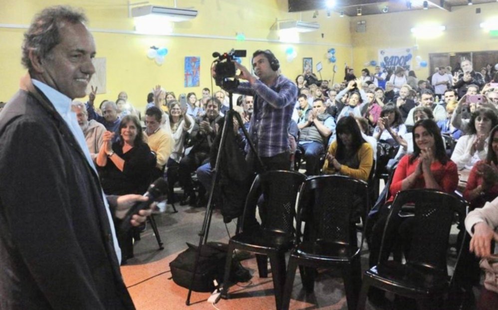 Scioli sostuvo que se defenderá de la acusación de recibir dádivas