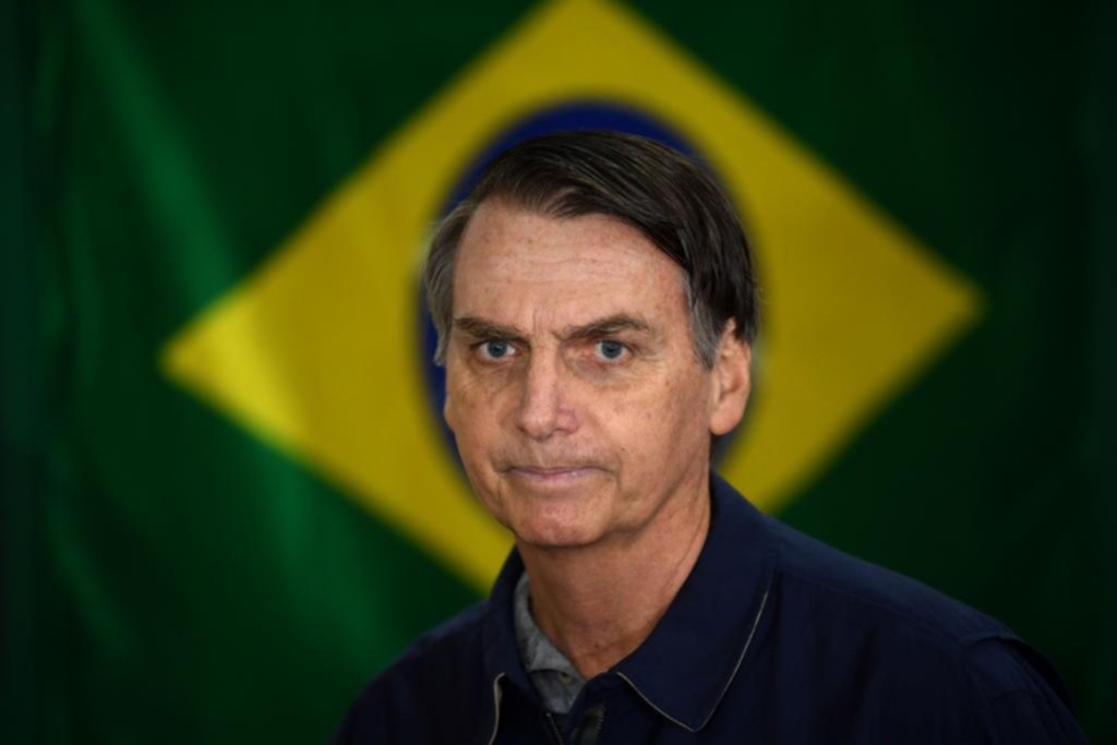 Bolsonaro retoma su retórica encendida y amenaza con una “limpieza” a sus opositores