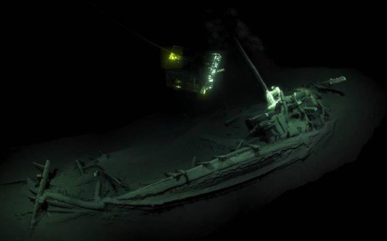 Hallan en el mar Negro un barco griego que naufragó hace más de 2.400 años