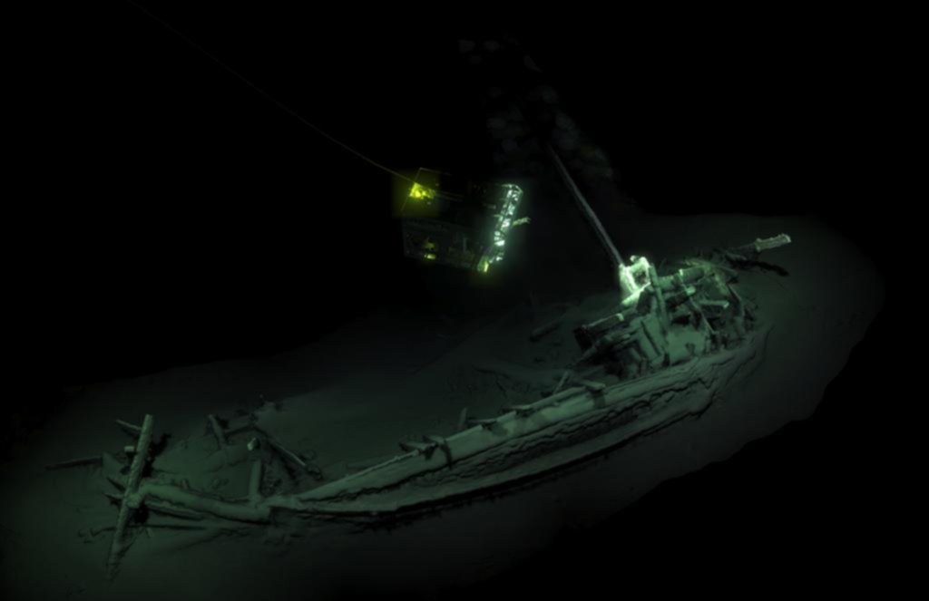 Hallan un barco intacto que naufragó hace 2.400 años