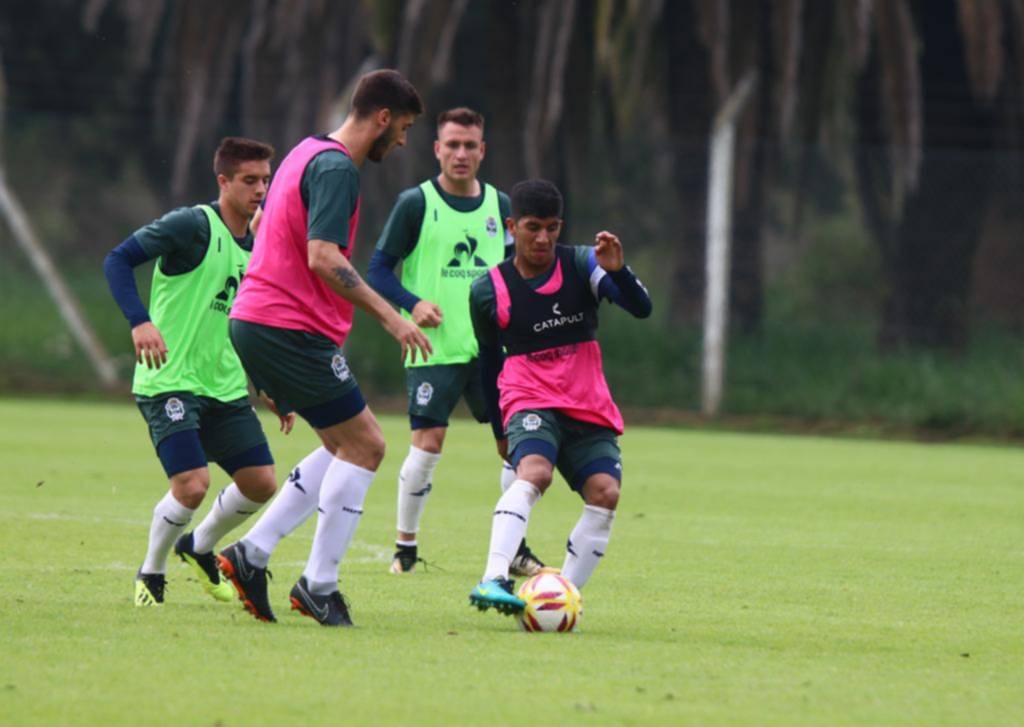 Troglio hará cuatro cambios, tiene tres definidos, pero aún no termina de cerrar el ataque