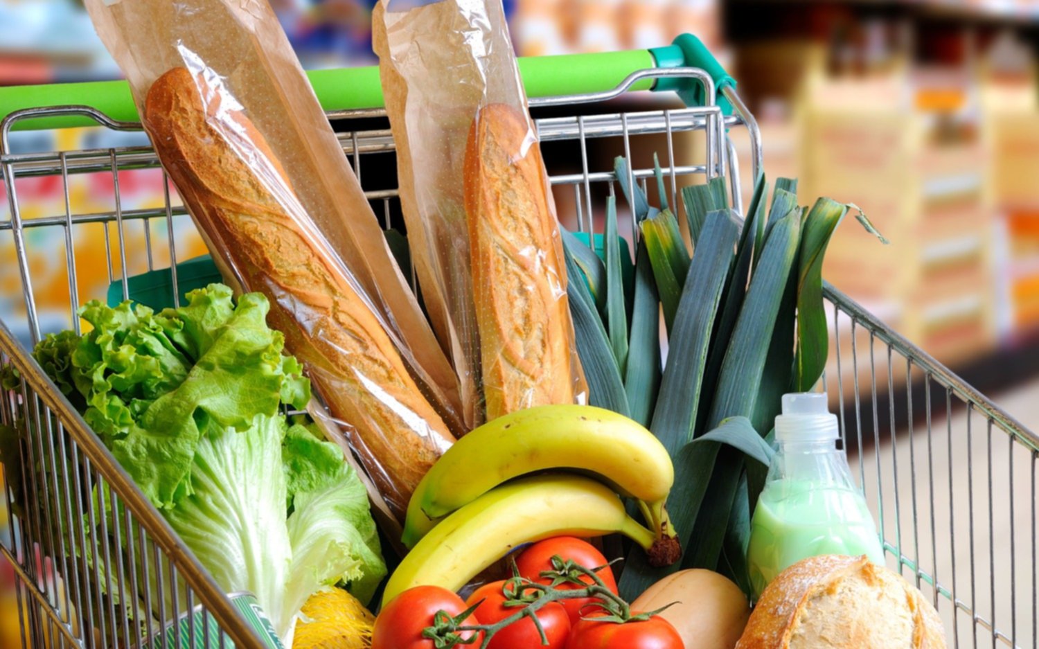 El costo de la canasta básica total aumentó 8 % en septiembre