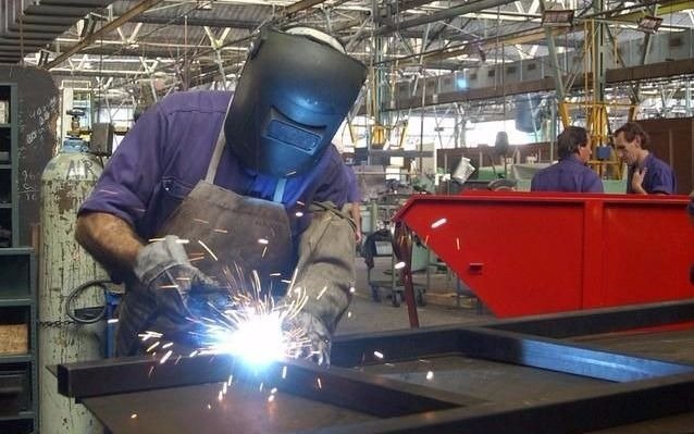 La actividad económica bajó un 1,6 por ciento en agosto